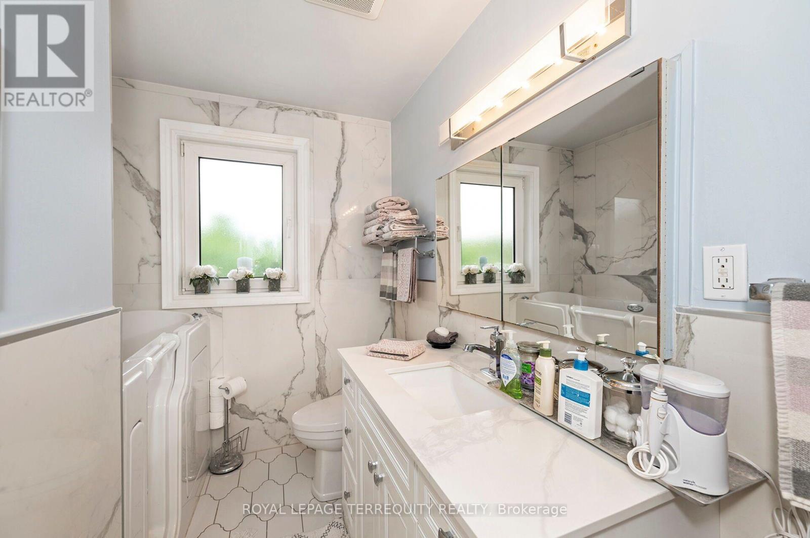 120 FALSTAFF AVENUE - 13