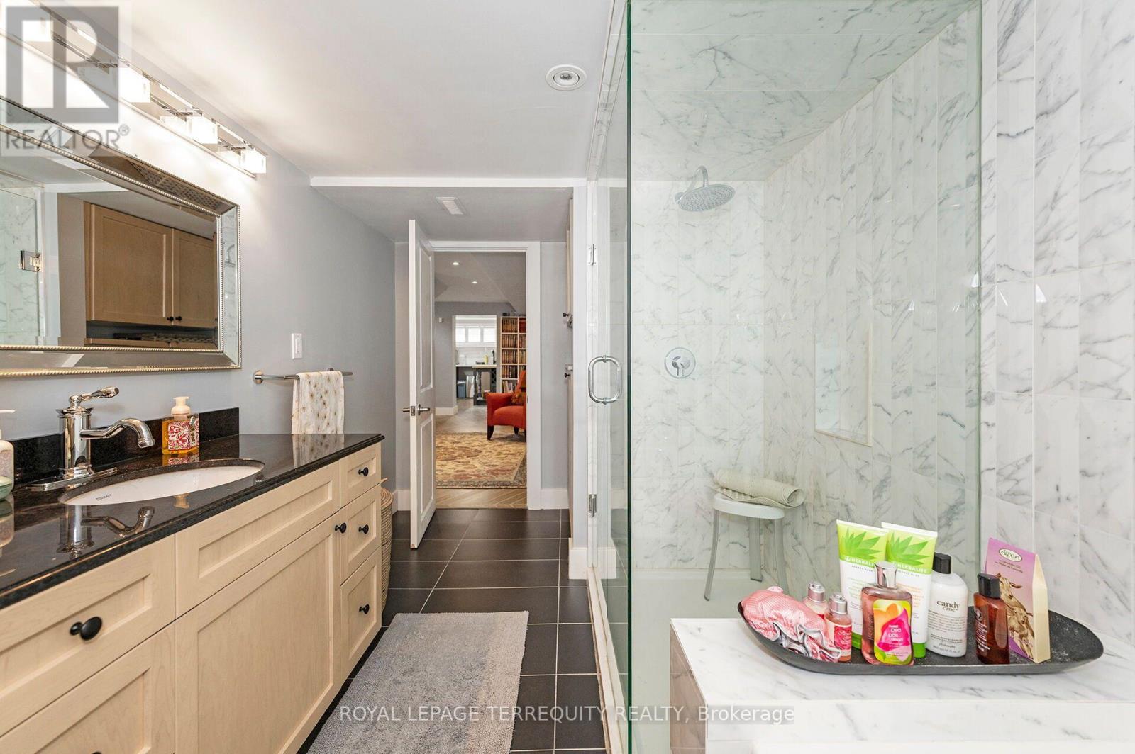 120 FALSTAFF AVENUE - Image 28