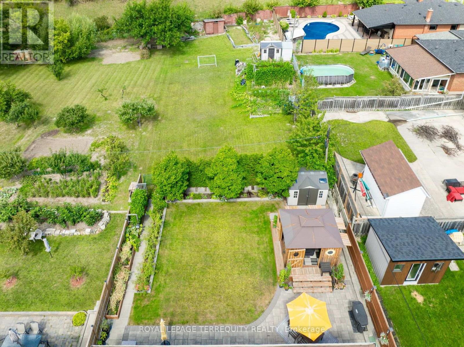 120 FALSTAFF AVENUE - Image 36