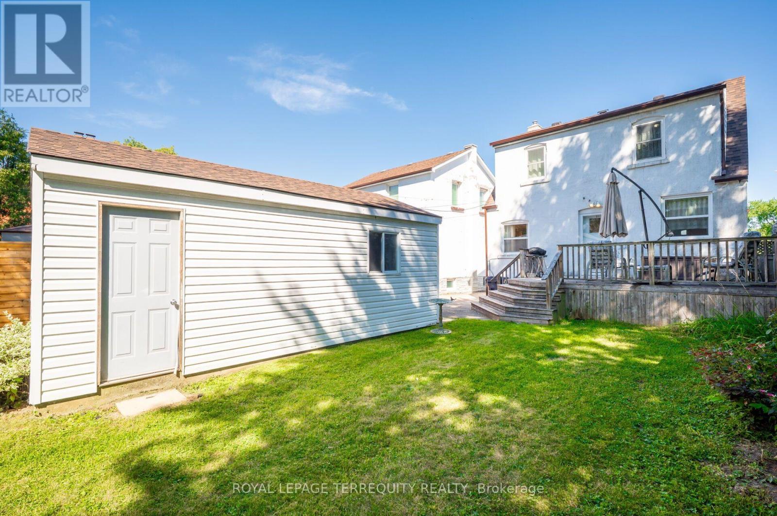 2307 LAWRENCE AVENUE W - Image 28