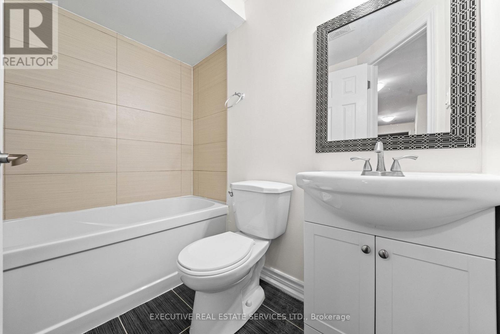 100 CENTRE STREET N - Image 35
