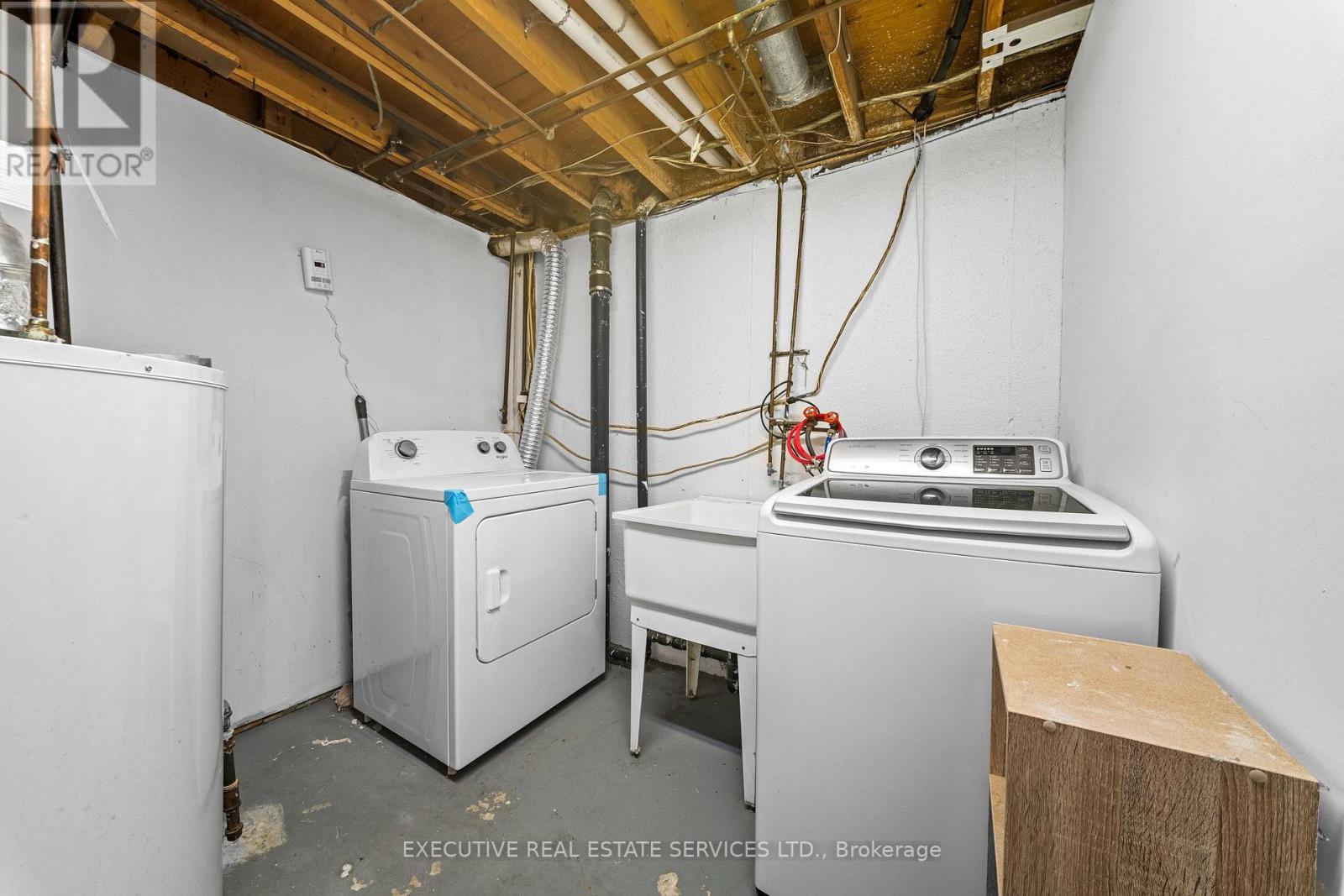100 CENTRE STREET N - Image 36