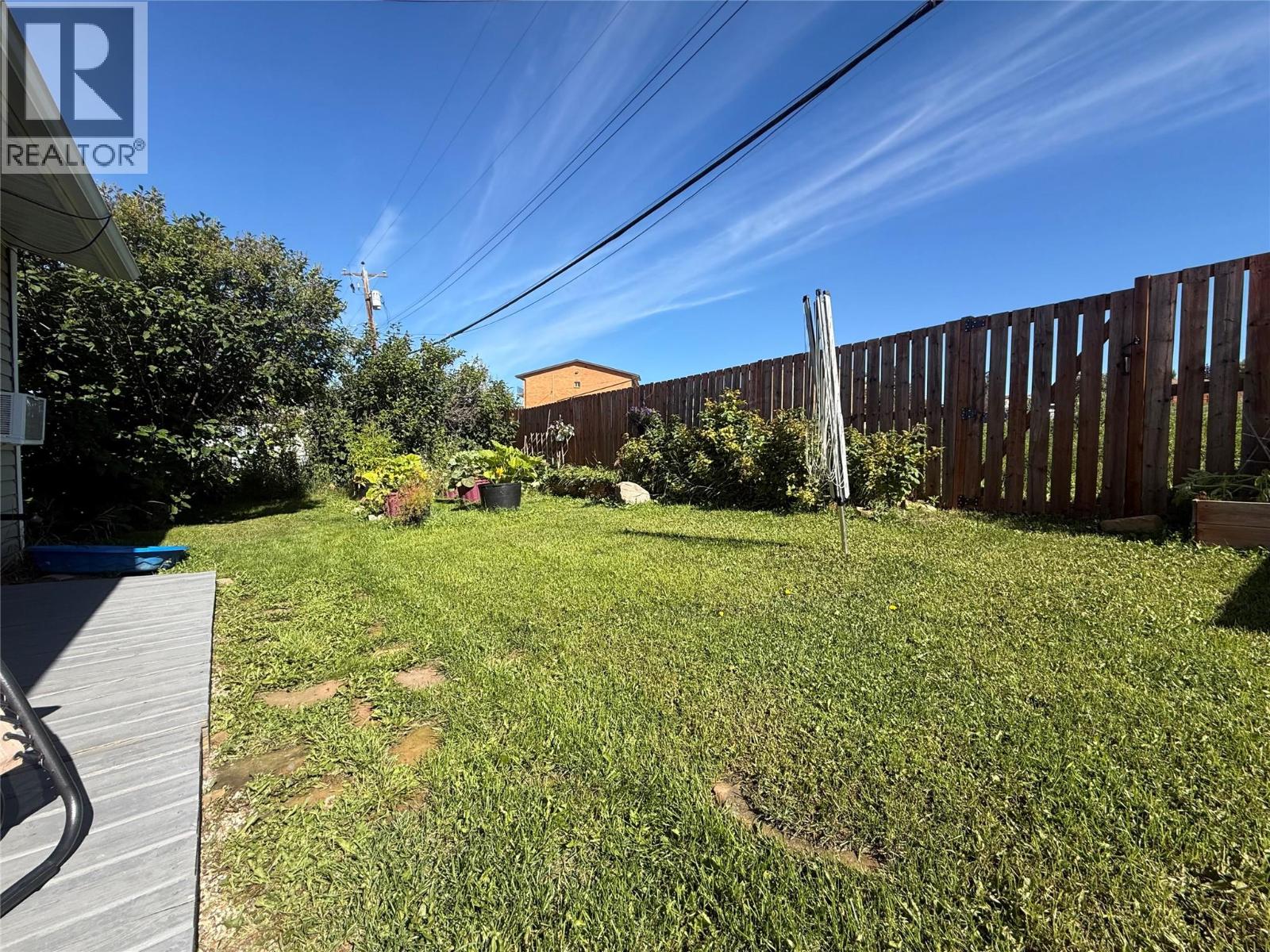904 Cornwall Crescent - 12