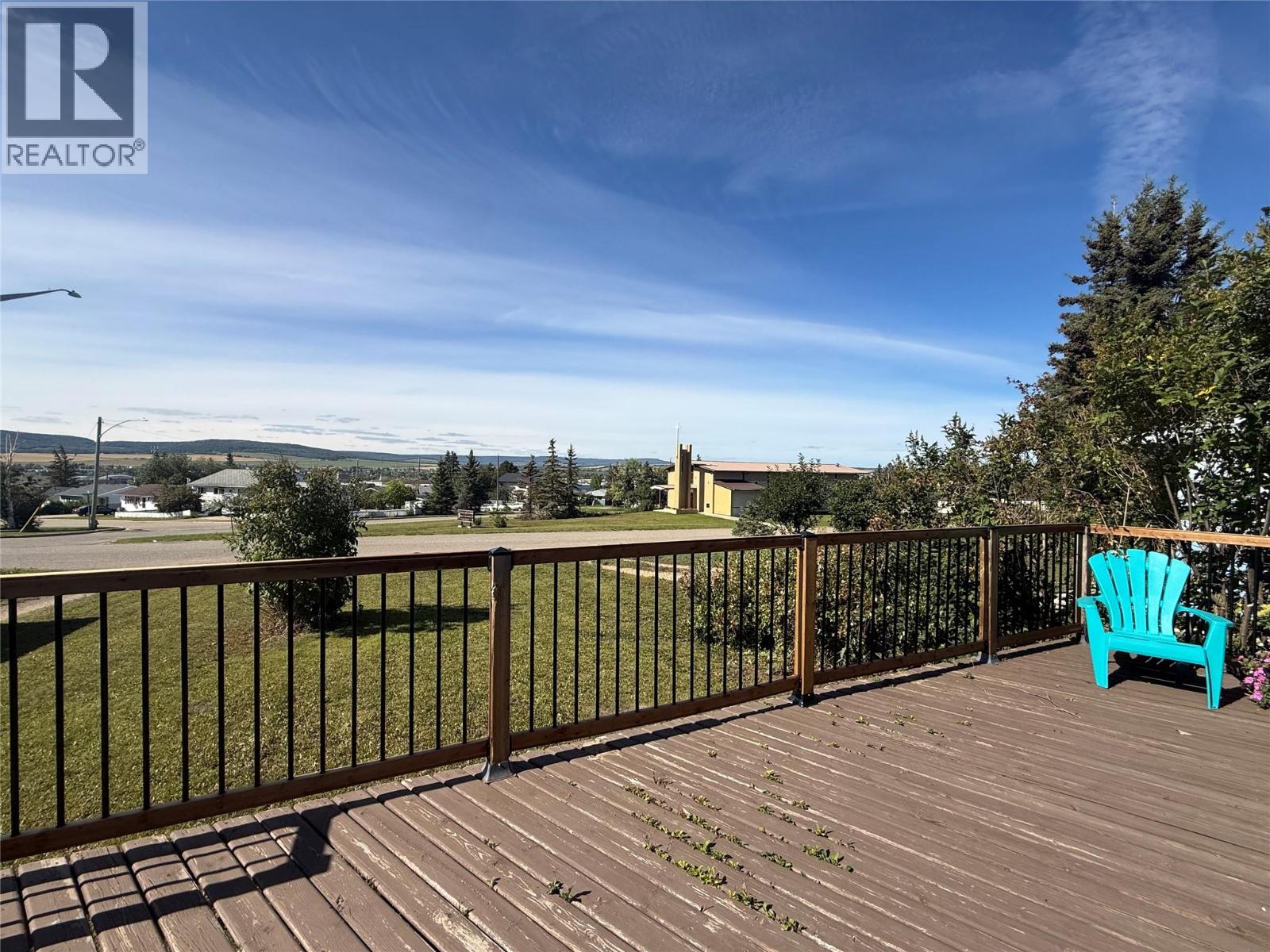 904 Cornwall Crescent - 19