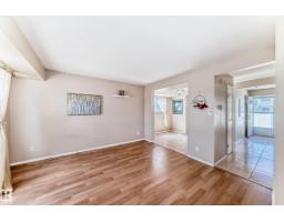 100 Dickinsfield Ct Nw, Edmonton, AB T5V5V8 Photo 9