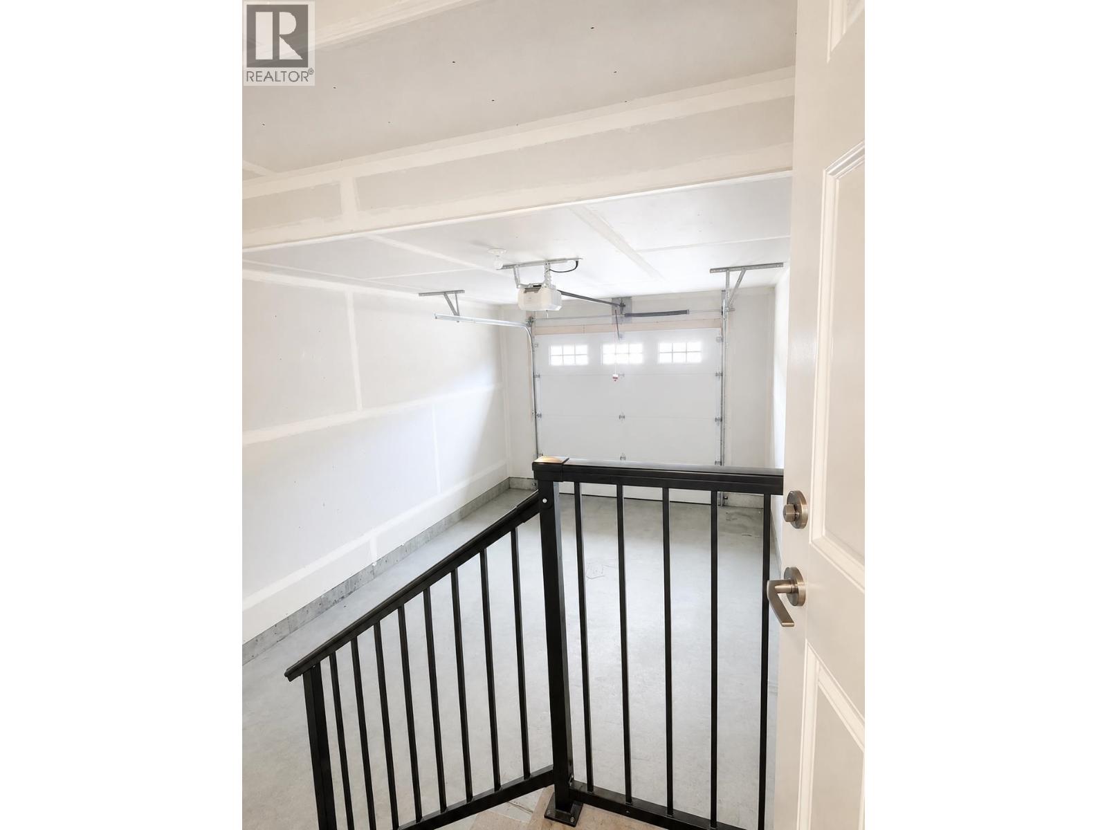 401 6798 WESTGATE AVENUE, Prince George