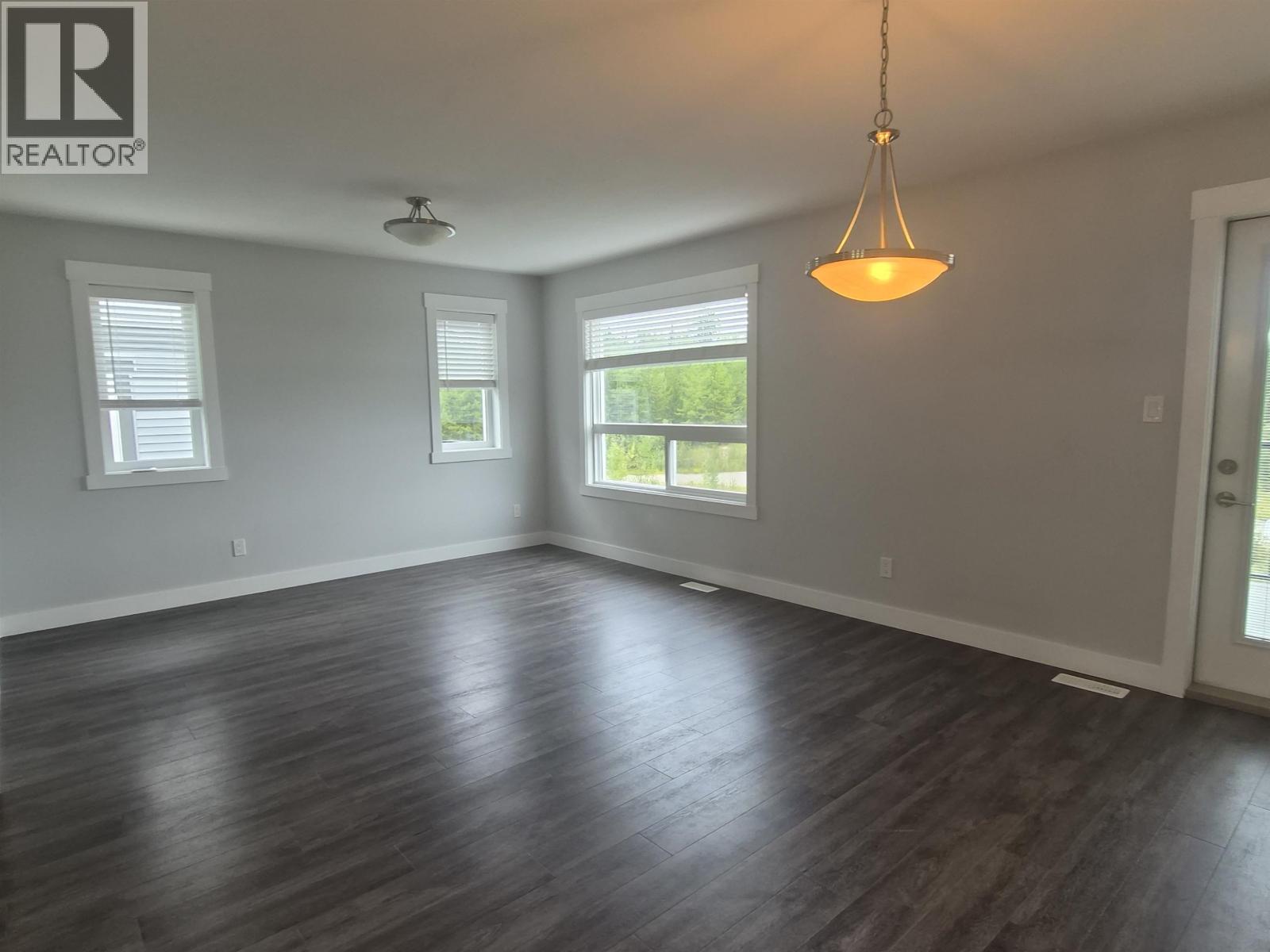 #401 6798 WESTGATE AVENUE - 7