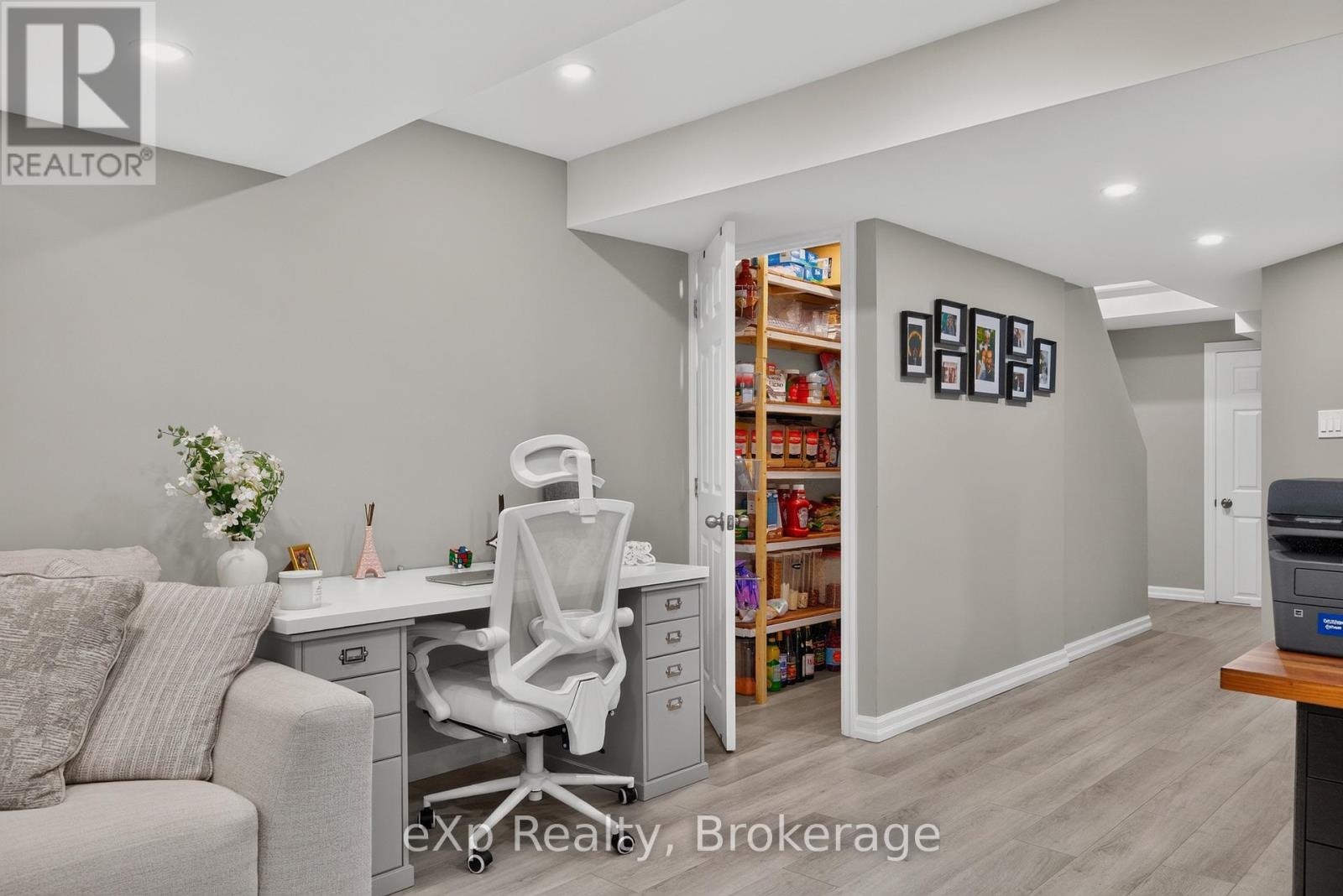 #4 975 STRASBURG ROAD - Image 29