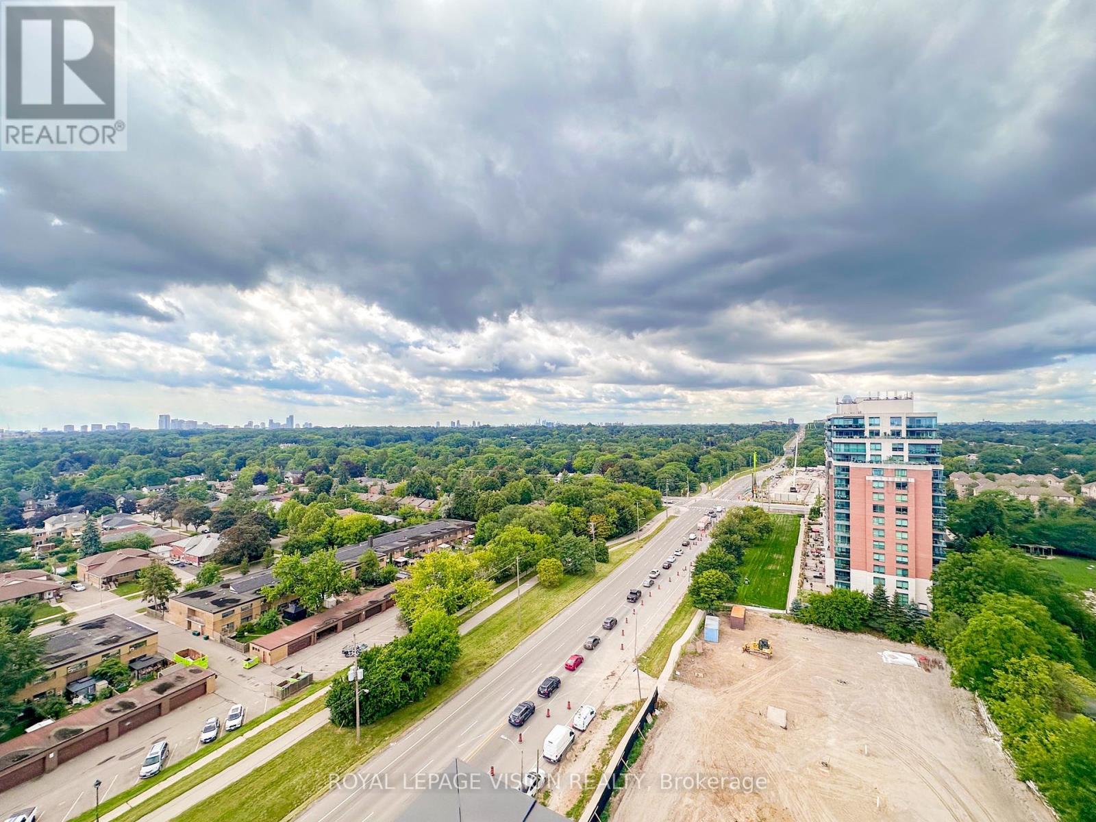 1411 - 4010 EGLINTON AVENUE W