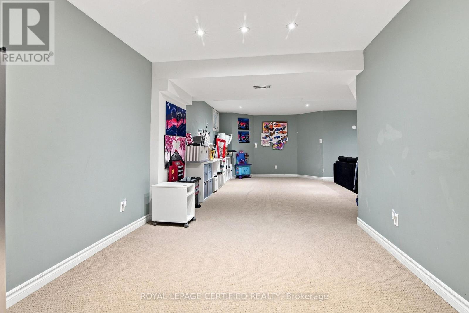 146 WILLET TERRACE - 35