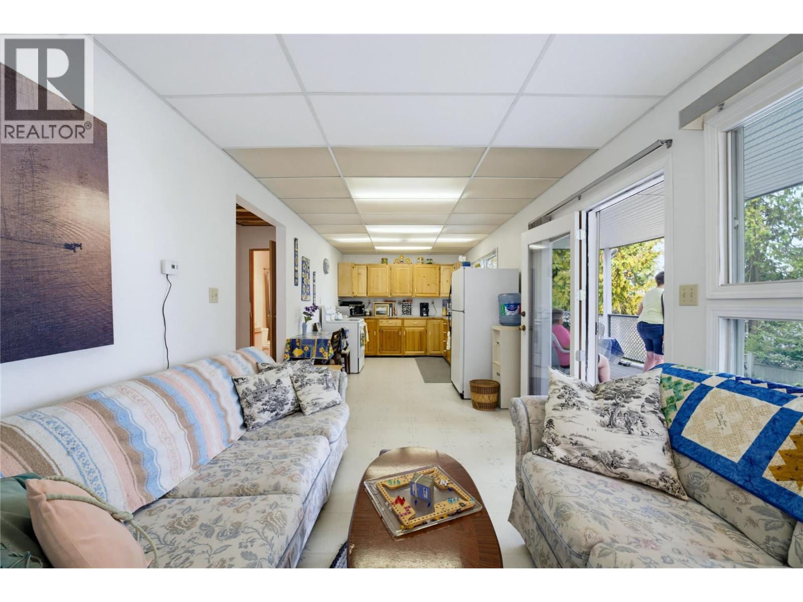 1810 Archibald Road - Image 40