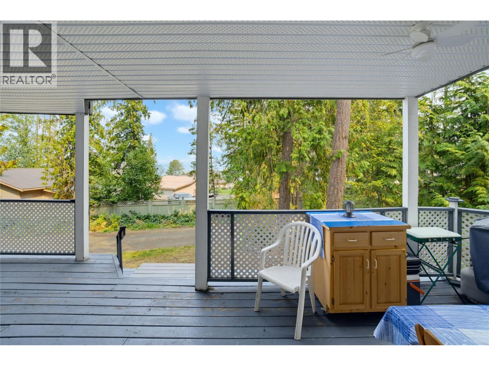 1810 Archibald Road - 41
