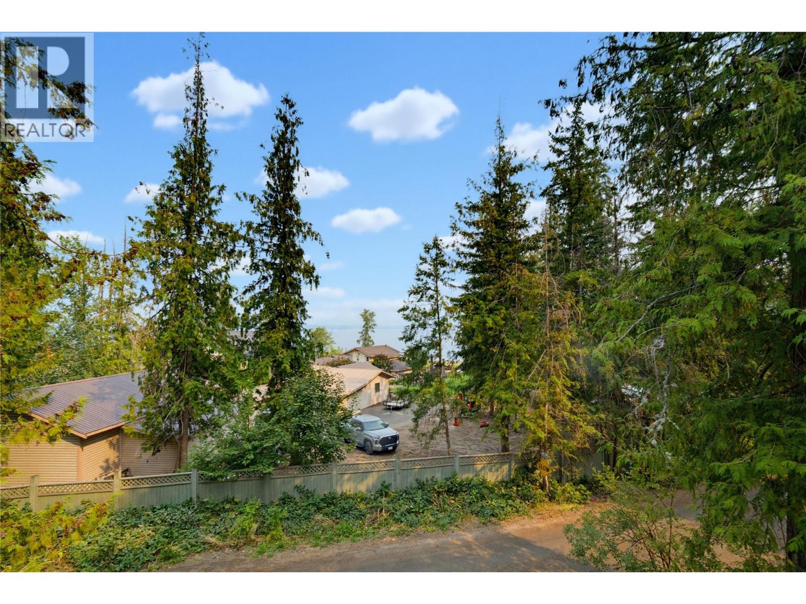 1810 Archibald Road - 26