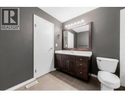 62 1930 Cedar Village Crescent, North Vancouver, BC V7J3M5 Photo 22