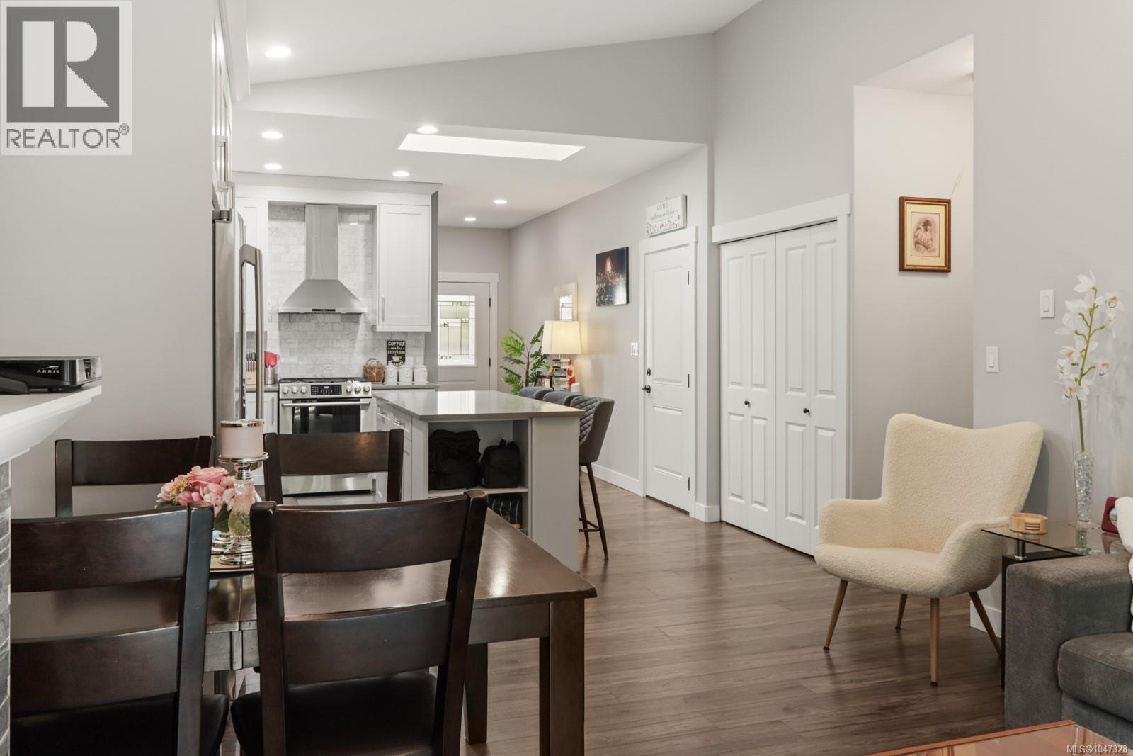 234 Golden Oaks Cres - 17