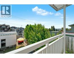3630 Cambridge Street, Vancouver, BC V5K1M6 Photo 24