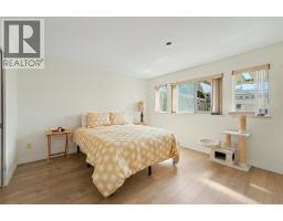 3630 Cambridge Street, Vancouver, BC V5K1M6 Photo 14