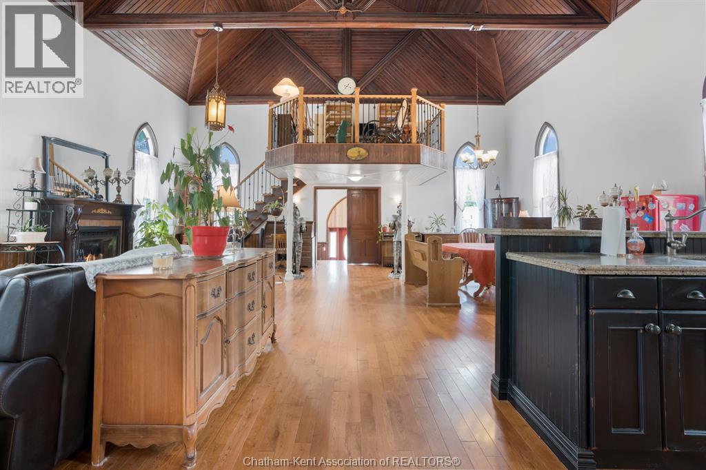 203 McIntyre STREET - Image 25
