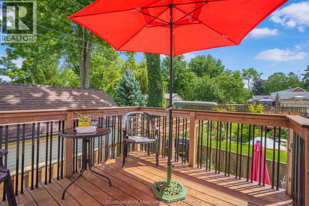203 McIntyre STREET - Image 36