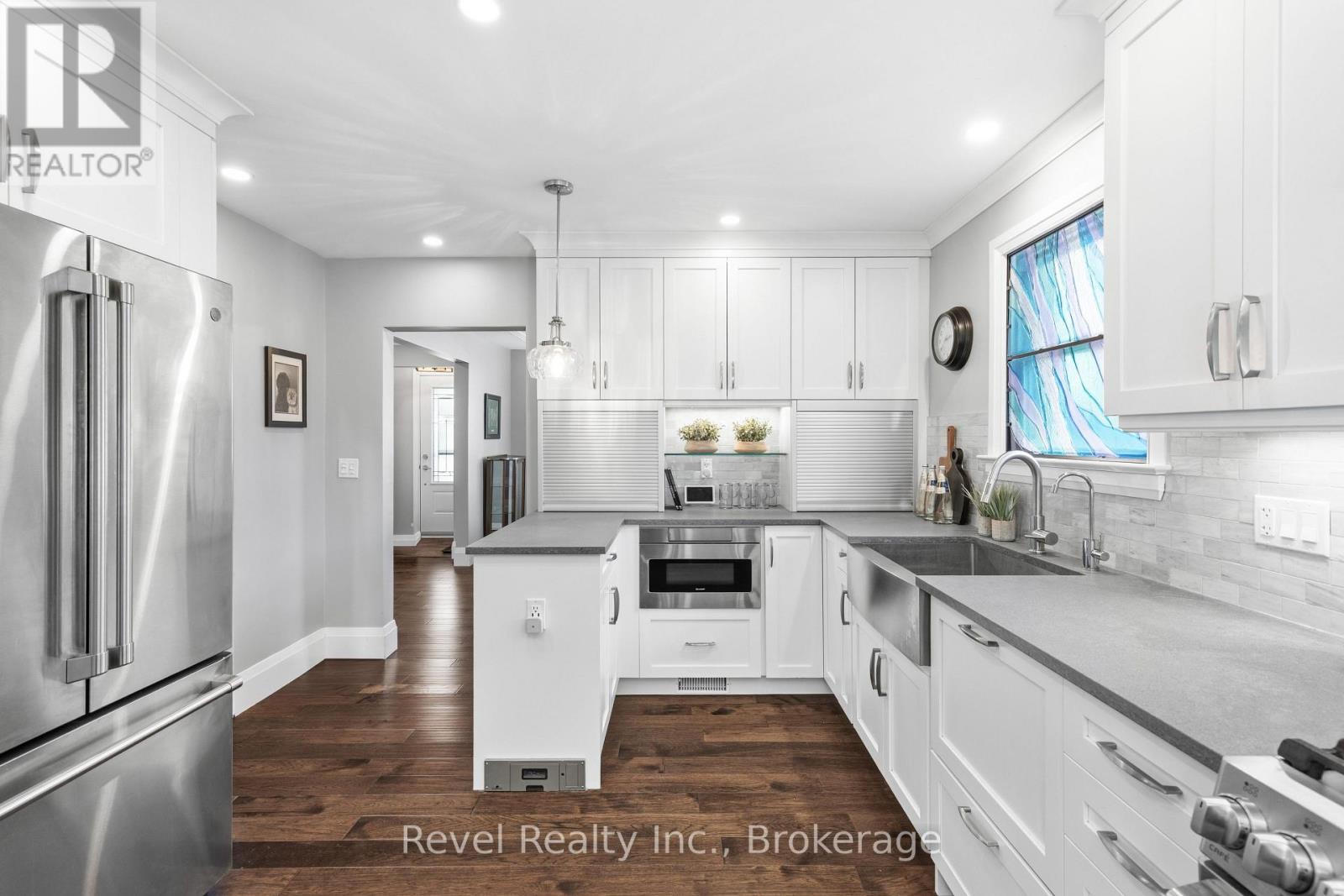745 CRAWFORD DRIVE - Image 14