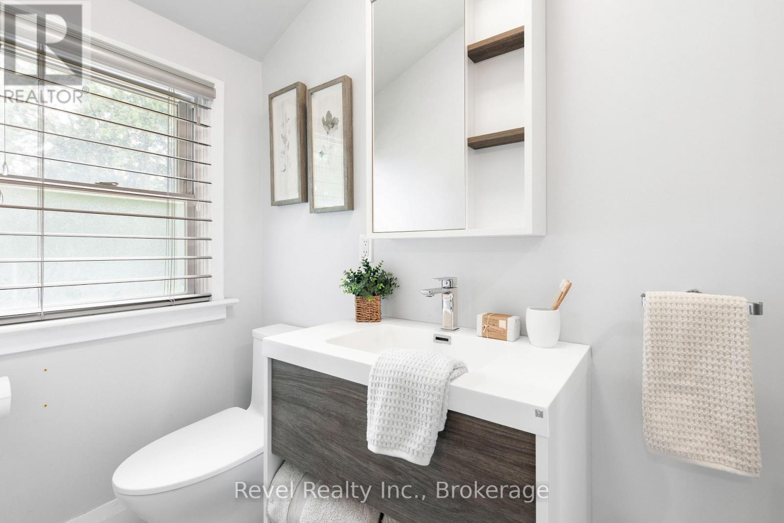 745 CRAWFORD DRIVE - Image 27