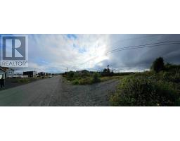 22 Pulpit Rock Road thumbnail 3