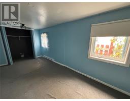 17 Winsor Drive thumbnail 10