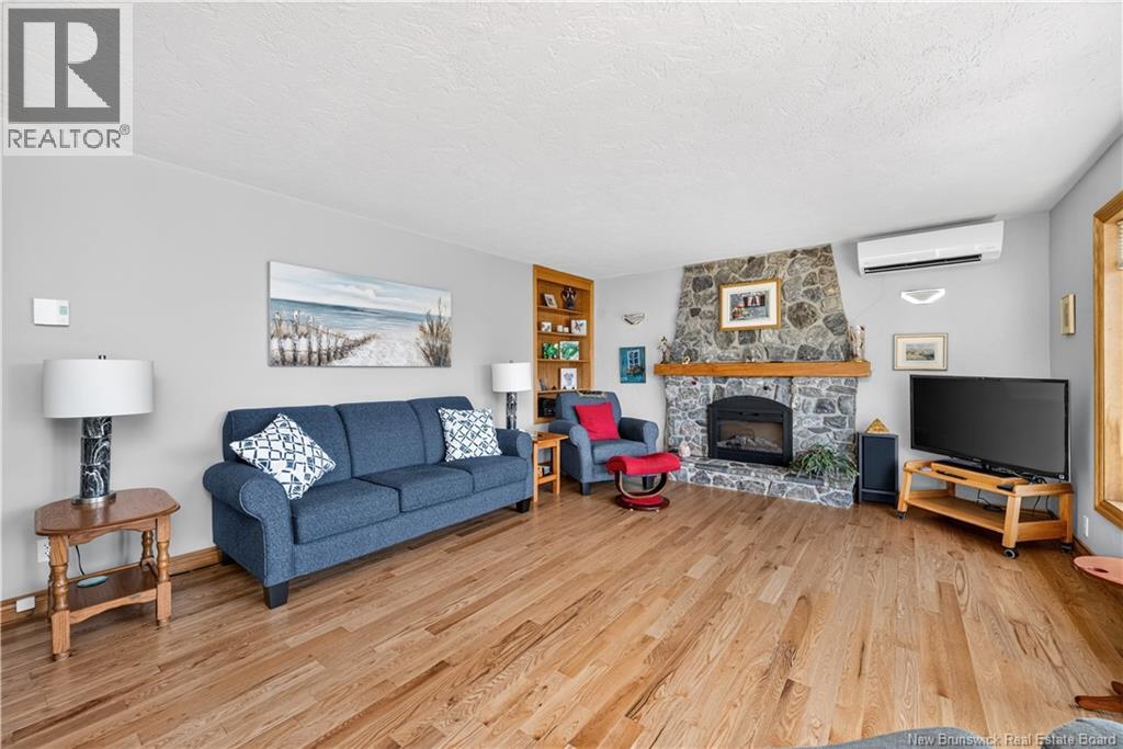 330 Vanier Street - Image 11