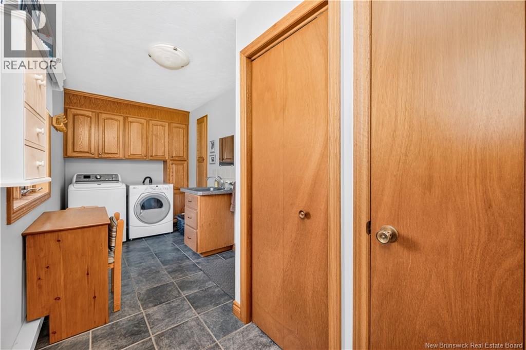 330 Vanier Street - Image 22