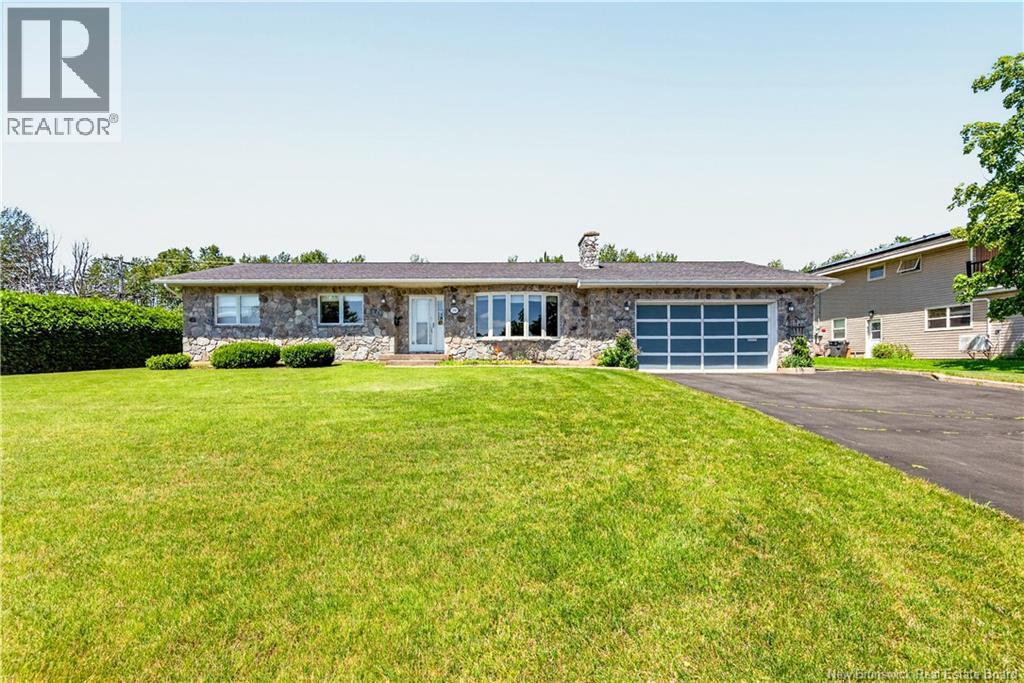330 Vanier Street - 49