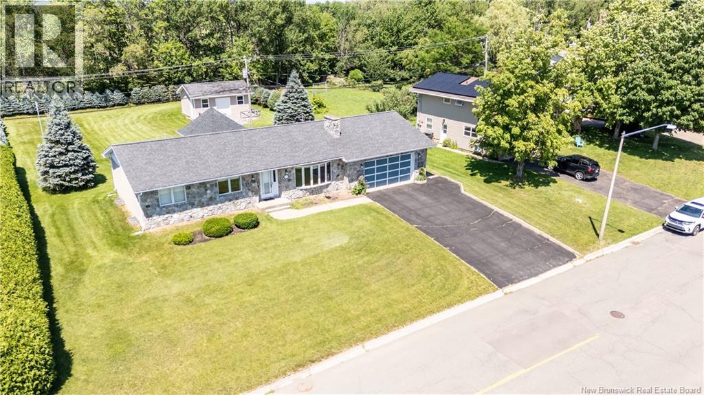 330 Vanier Street - Image 8