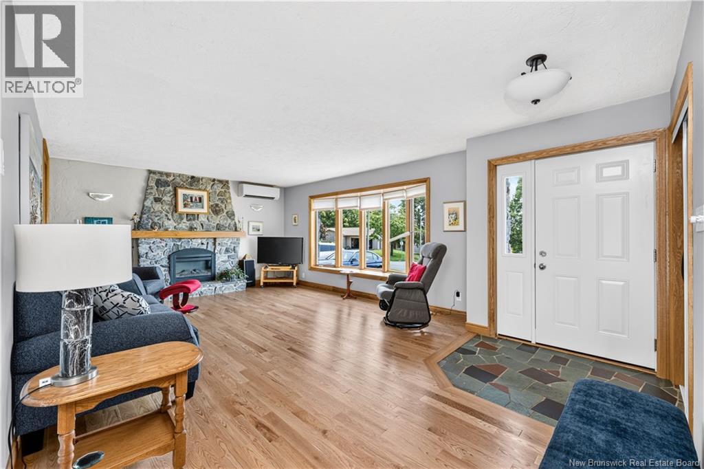330 Vanier Street - Image 9