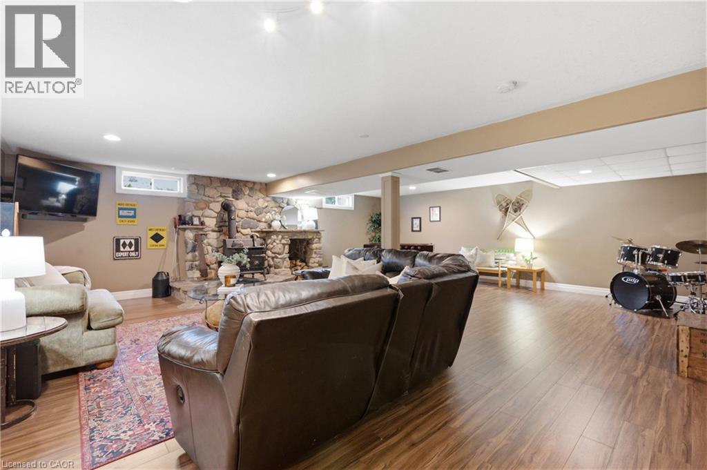 6471 15 Sideroad - Image 24
