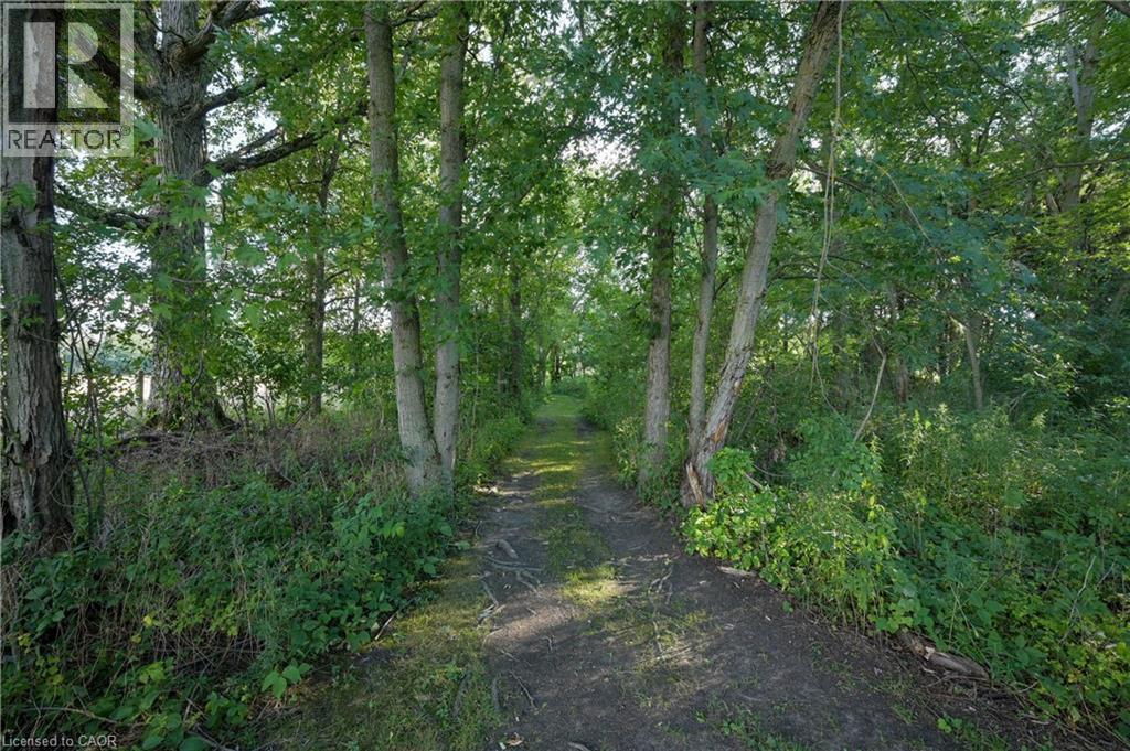 6471 15 Sideroad - Image 42
