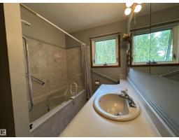 2340 28 Av Sw, Edmonton, AB T6X1A5 Photo 28