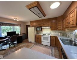 Storage - 2340 28 Av Sw, Edmonton, AB T6X1A5 Photo 9