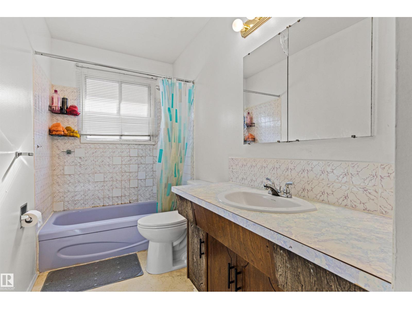 11703 38 ST NW - Image 24