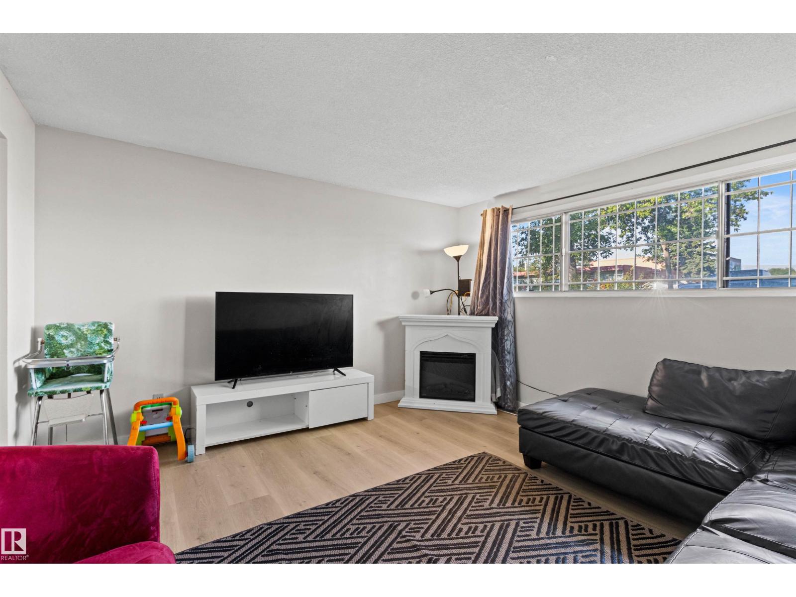 11703 38 ST NW - Image 27