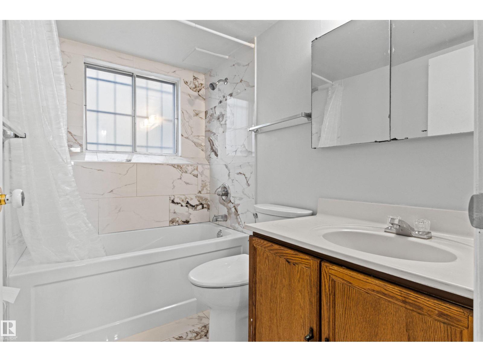 11703 38 ST NW - 36