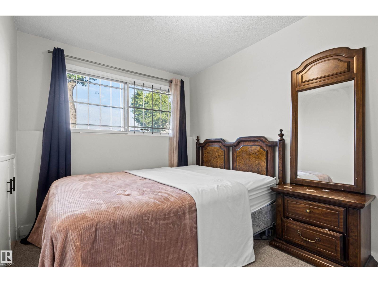 11703 38 ST NW - 37