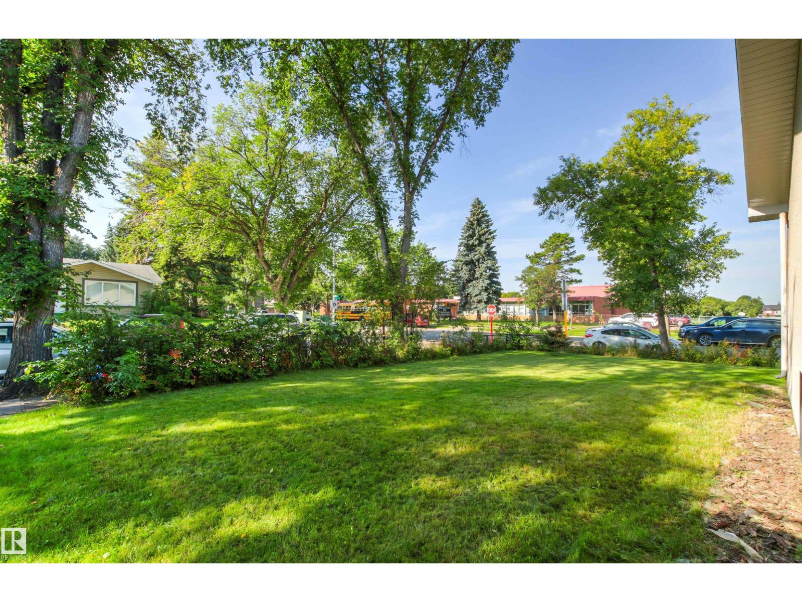 11703 38 ST NW - Image 46