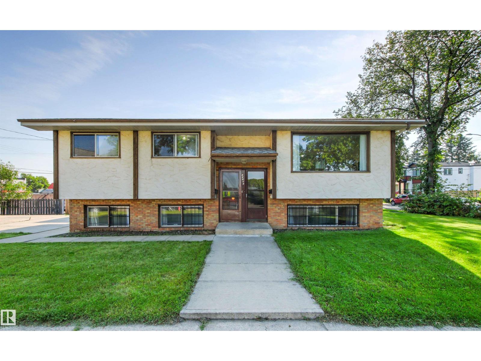 11703 38 ST NW - 7