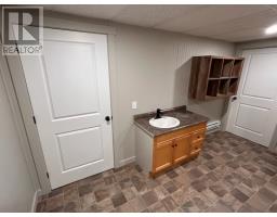 74 Butlerville Road thumbnail 41