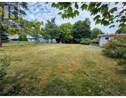 10 Hillview Avenue thumbnail 4