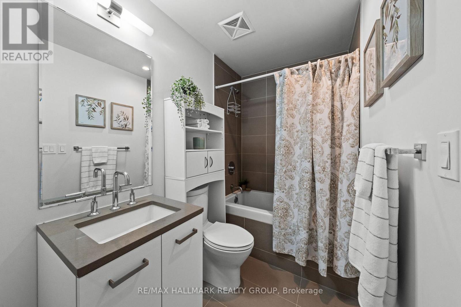#1001 224 LYON STREET N STREET - Image 24