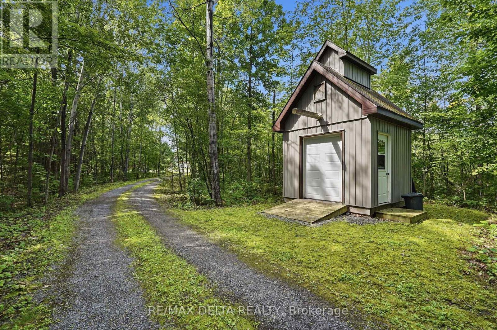 1779 CHEMIN DES EAUX PAISIBLES ROAD - Image 3