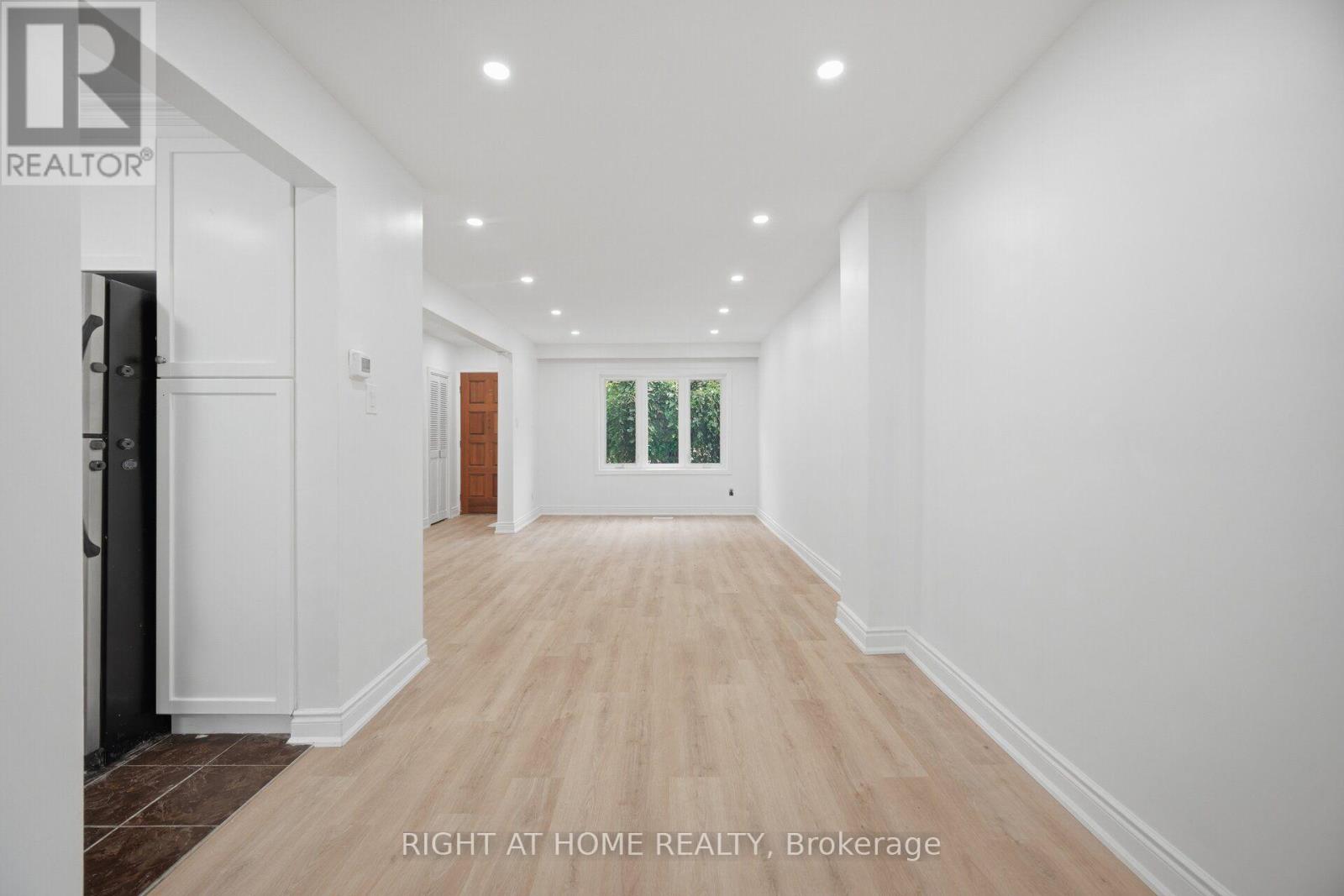 36 RUSHLEY DRIVE - 10