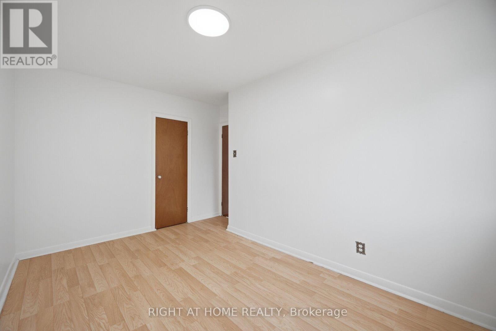 36 RUSHLEY DRIVE - 24