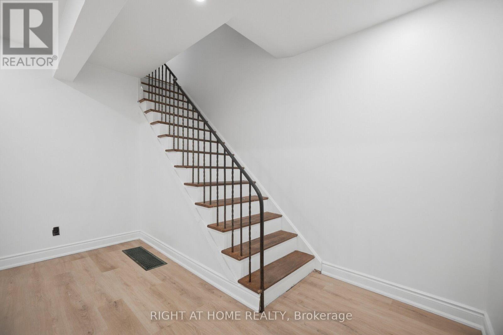 36 RUSHLEY DRIVE - 7