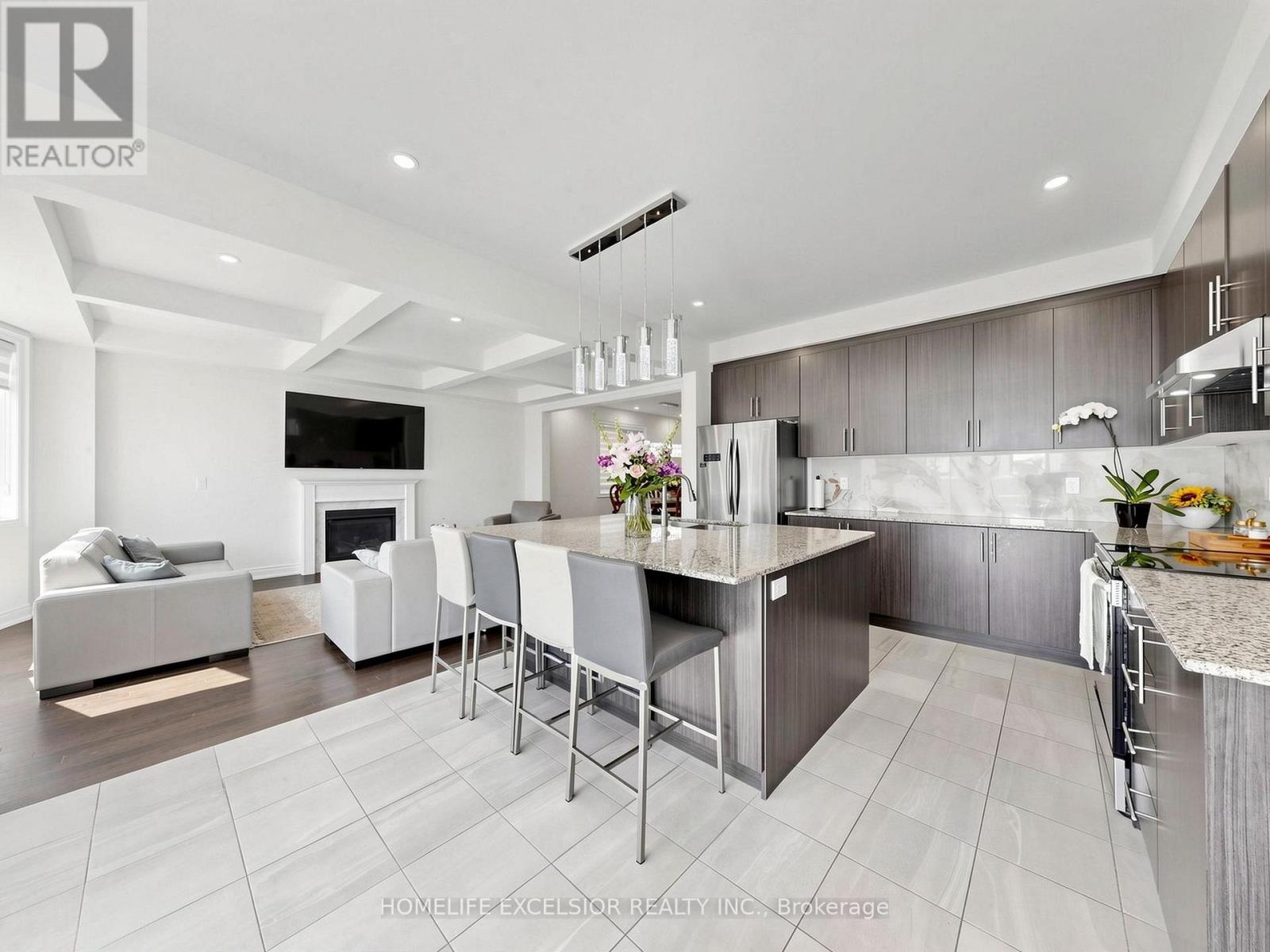 5 MANOR HAMPTON STREET - 11